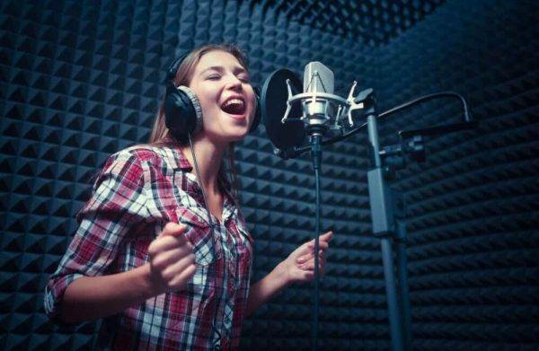 Irvine-Academy-of-Music-Voice-Lessons-Advanced